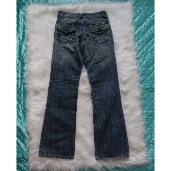 ​Womens Maxx jeans Size 9 distressed w/embroidery front legs & back​ pockets - Picture 10 of 12